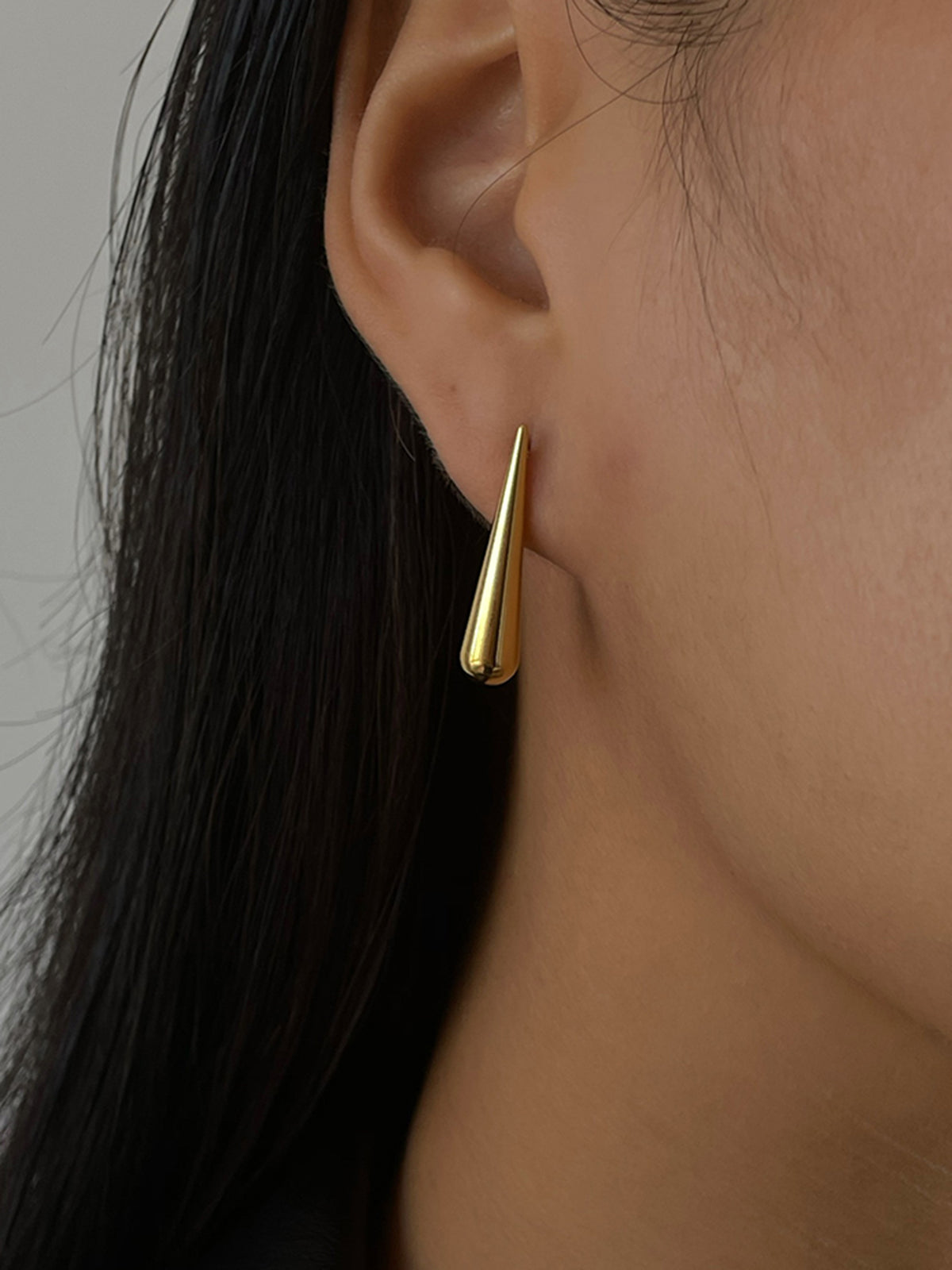 Lysena - Water Drop Earrings