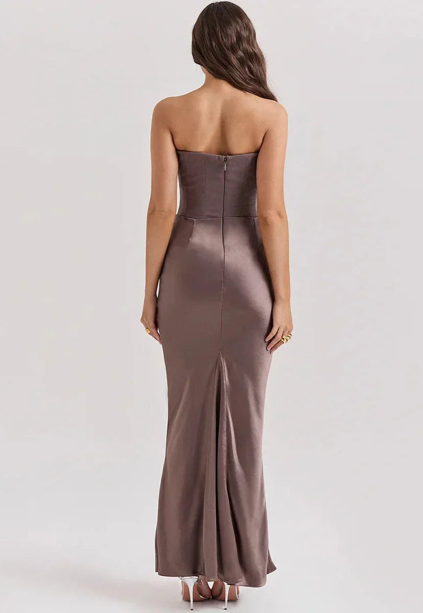 Chelsea - Elegant Maxi Dress