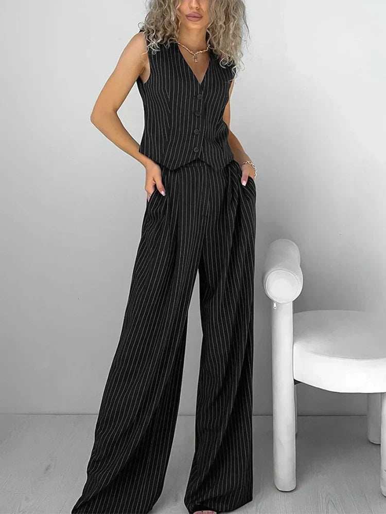 Lucia - Striped Business Suit